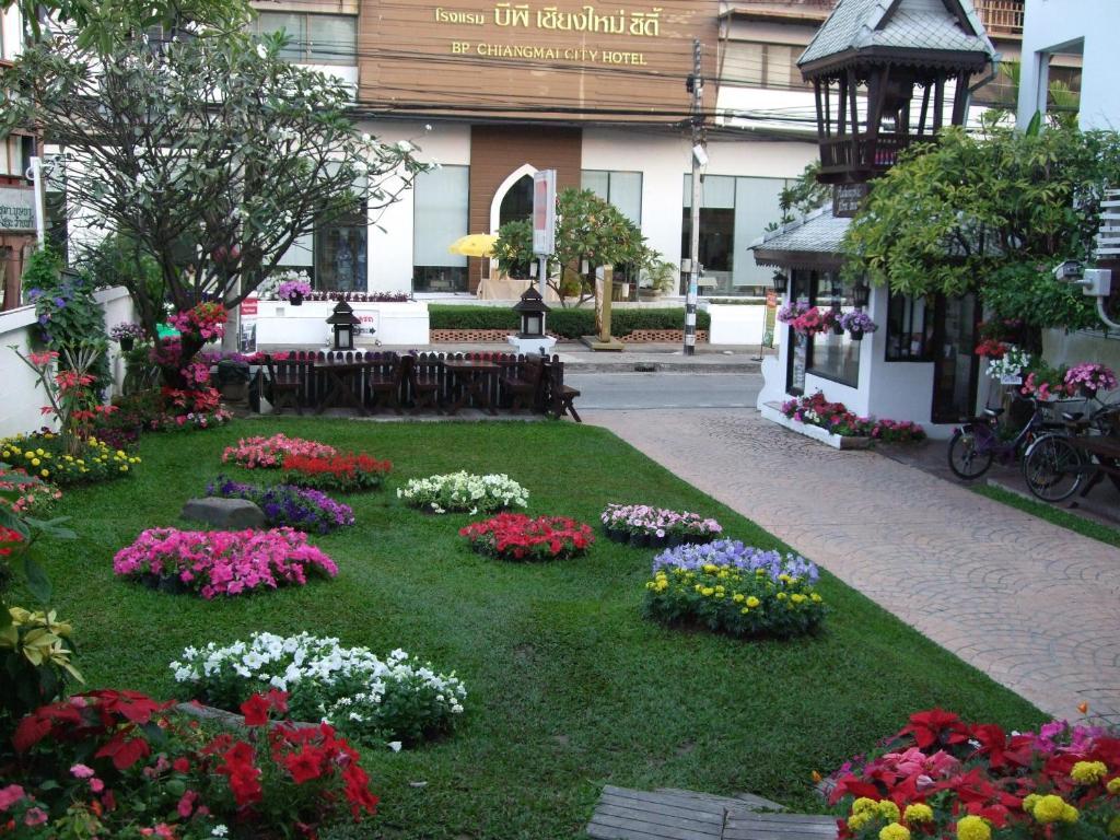 Rachamankha Flora House Hotel Chiang Mai Exterior photo